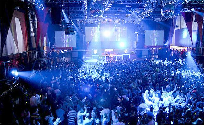 O que fazer à noite: baladas em San Andrés O que fazer à noite: baladas em San Andrés